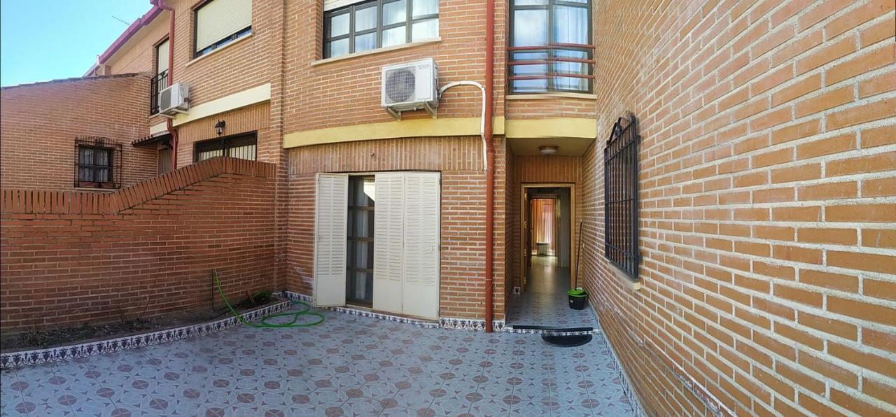 Habitacion Privada Familiar 톨레도 외부 사진