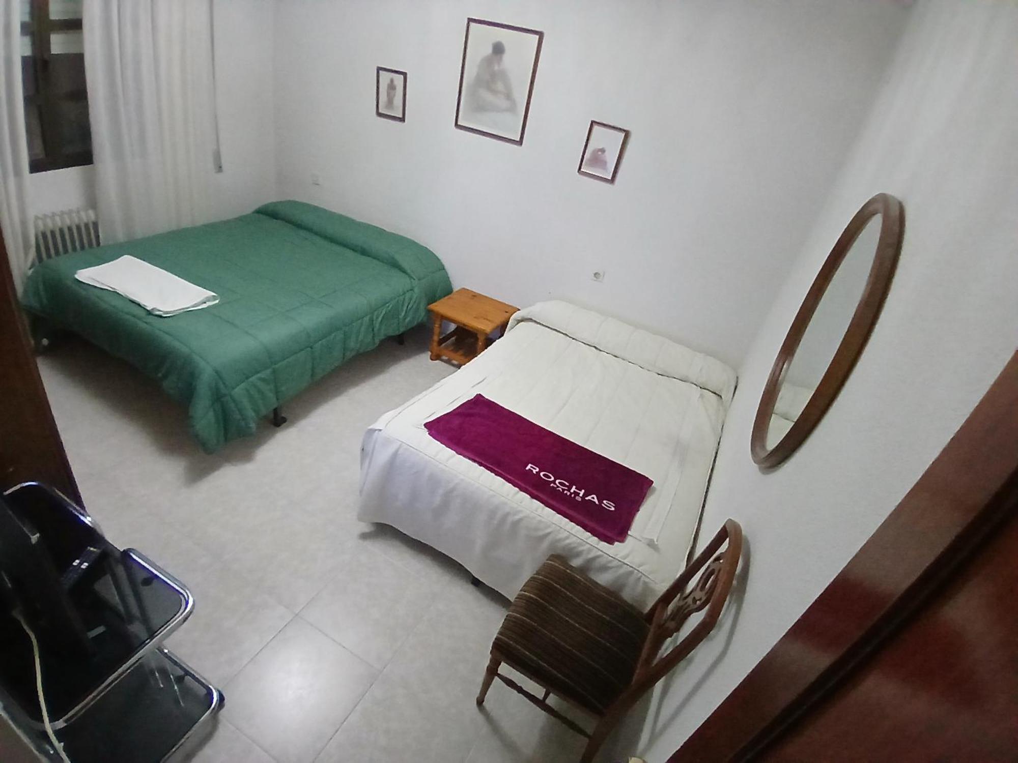 Habitacion Privada Familiar 톨레도 외부 사진