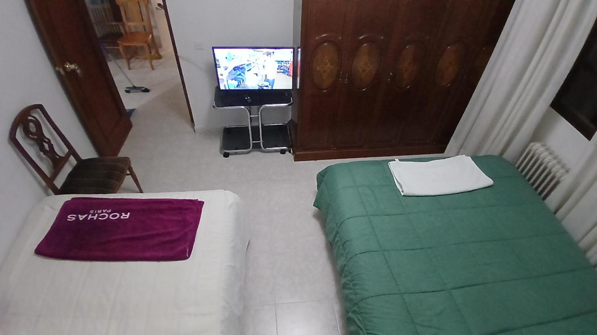 Habitacion Privada Familiar 톨레도 외부 사진
